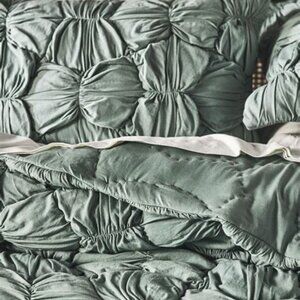 New Anthropologie Constance Cloud Jersey King Size Shams (2), Moss